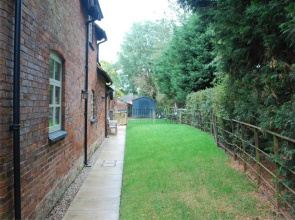 Woodleighton Cottages