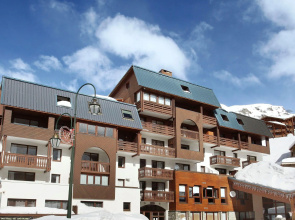 Studio with balcony or terrace near the ski slopes