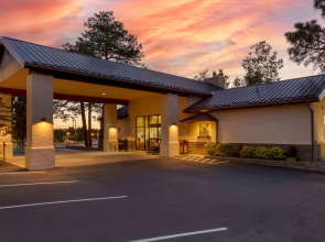 Best Western Paint Pony Lodge