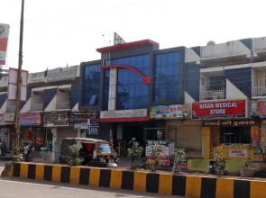 Parakh Palace By OYO Rooms