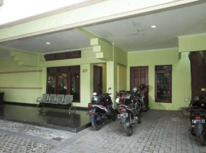 Soerabaja Place Guest House by ZUZU
