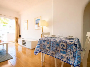 Apt Ruca Centrally Located Modernized Loft With C