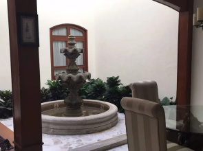 Hotel Tiffany Leon