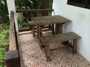 Baansanook Bungalows & Pool