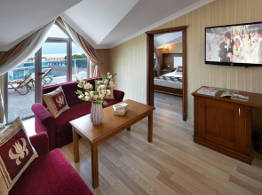 Emre Beach & Emre Hotel