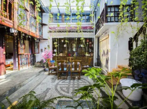 Yayuan Bieyuan Hostel
