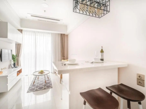 New Modern & Serene 2BR Apt Connected to Mall