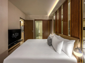 Курортный отель MIDA Grande Resort Phuket