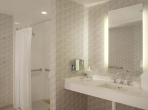 Hyatt Regency Los Angeles International Airport