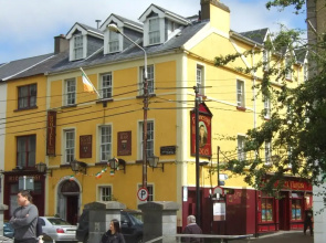 Fennessy's Hotel