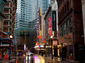 Global Luxury Suites at China Town