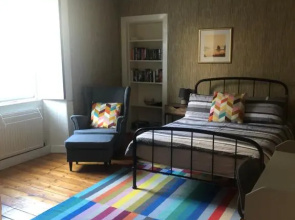 Stirling Garden Apartment