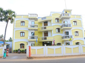OYO 3471 Hotel Priso
