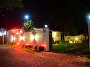 White Villa Airport Transit Hotel
