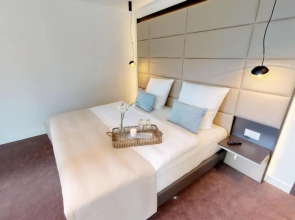 White Pearl Apartment 1.01