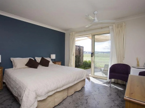 Country Guesthouse Schonegg