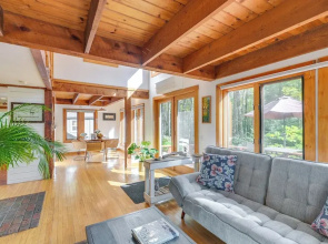 Ellsworth Home ~ 18 Mi to Acadia Nat'l Park!