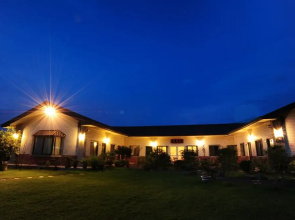 Hofeng Xiangcun B&B