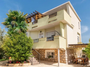 Apartments Lolić