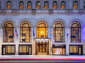Aloft Philadelphia Downtown