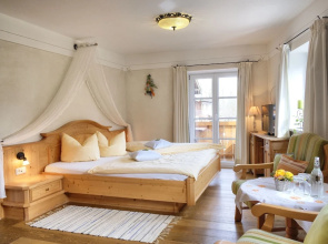 Holzerhof Ferienwohnungen  Wellness