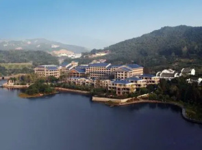 Donggu Lake Xiangshan New Century Hotel