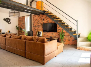 Loft 90 m2 cosy au calme avec terrasse et parking