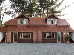 Hamble Retreat House and Luxury Studios