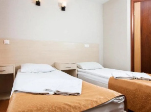 Amaks City Hotel