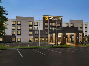 La Quinta Inn & Suites by Wyndham Newark - Elkton