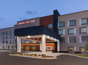 Hampton Inn & Suites Little Rock Airport