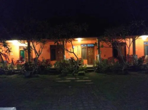 Made Roejas Homestay