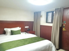 Greentree Alliance Shanghai Chenghuang Temple Bund