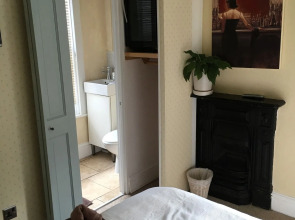Sunny Mount Bed And Breakfast