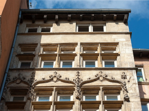 La Maison Debourg