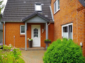 Haus in Niebull Nahe Wattenmeer