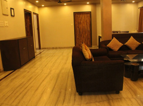 Simi International - The Executive