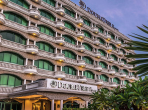 DoubleTree by Hilton Hotel Dar es Salaam - Oyster Bay