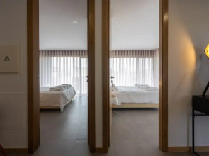 Abraços dos Avós - Casas de Aldeia