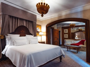 Palazzo Hotel