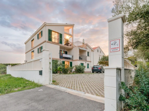 Apartments Villa Kameja