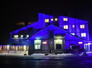 Hotel-Restaurant Complex Trio