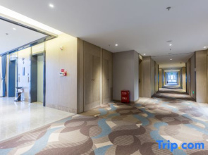 Kyriad Marvelous Hotel(Alxa Zuoqi store)