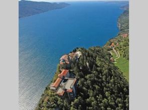 VillaTullia Ferienhaus mit Seesicht Gardasee