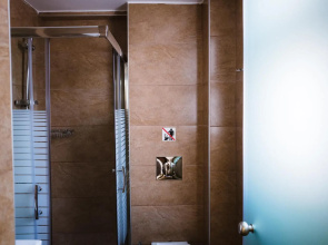 Piraeus Port Hotel
