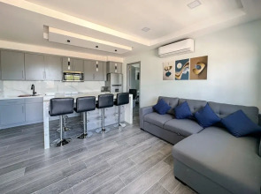 Urban Oasis Apartment 3