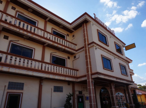 Daovy Hotel
