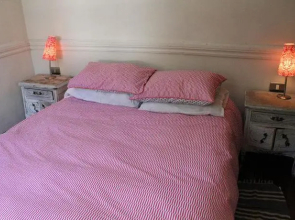 Dominica Hostel