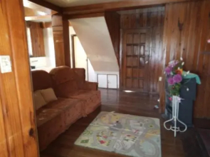 Connie's Transient House2