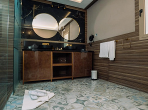 Hotel Karam Palace
